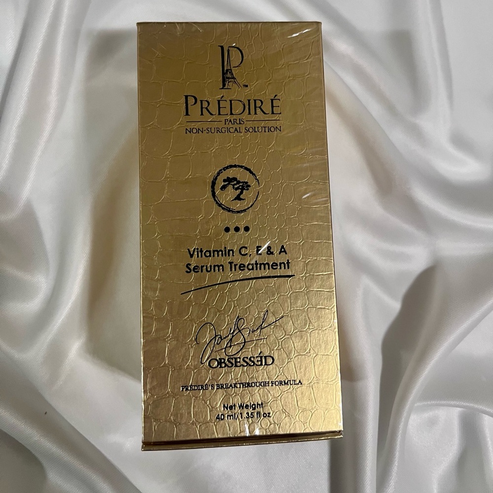 PREDIRE PARIS
Vitamin C, E & A Booster Serum, 40ML